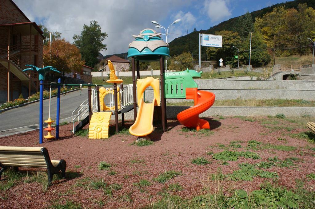 цахкаовит
